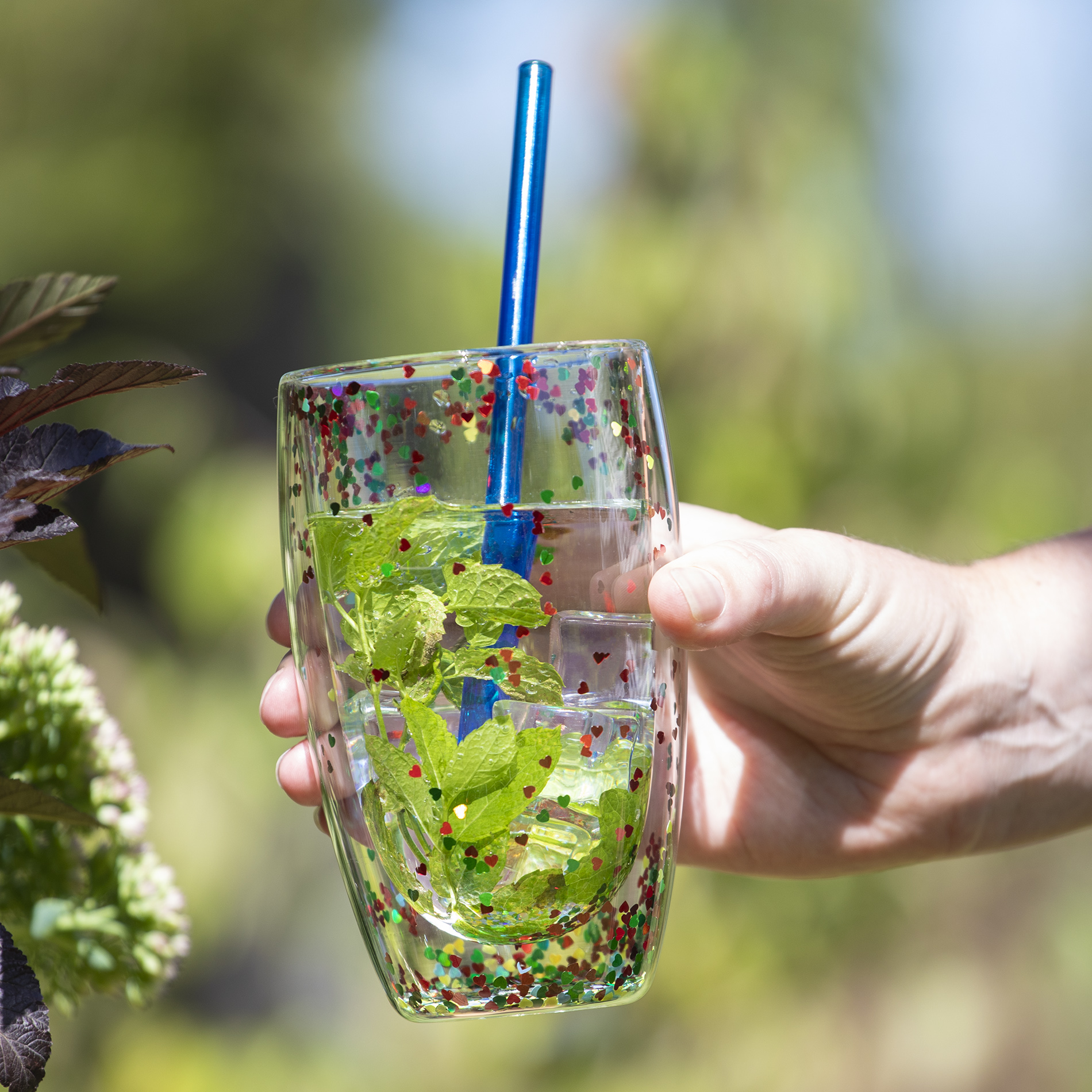 Trinkbecher mit Glitzer Herzen in AIDA Farben 450 ml